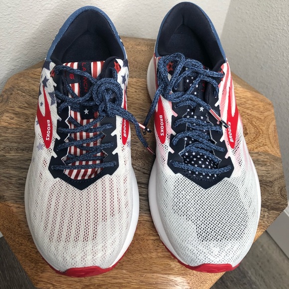 brooks flag sneakers